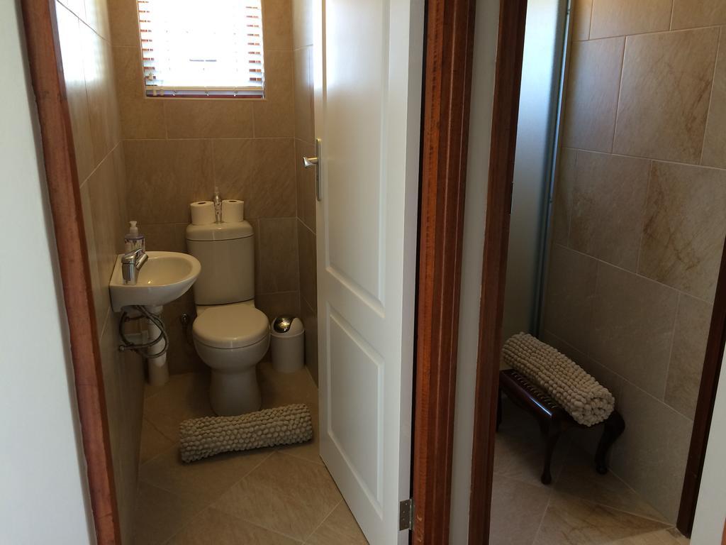 Lavandula Manor Self-Catering موسيلباي الغرفة الصورة
